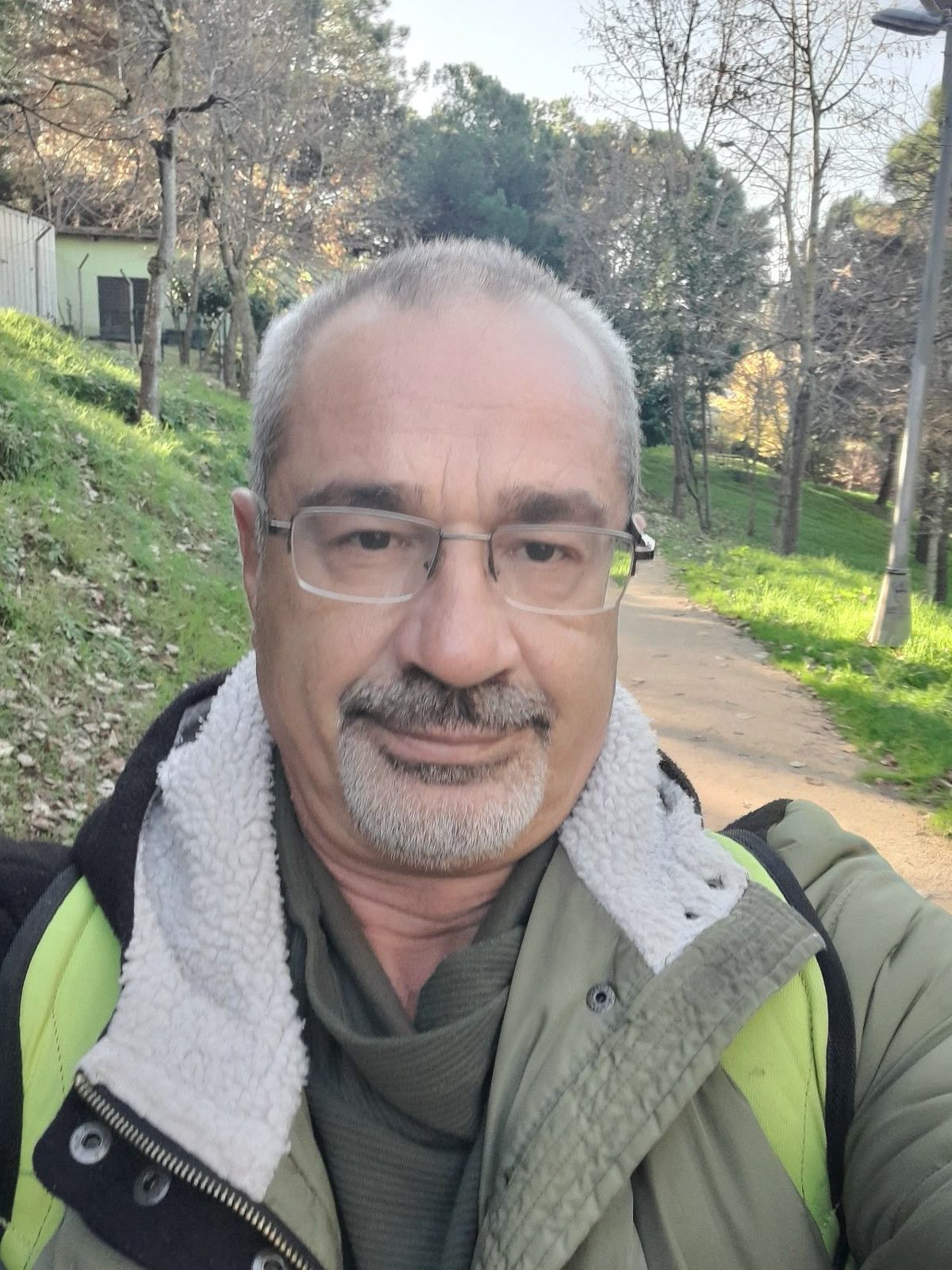 files/9db1bfa68df1e559668ddcf07a94e194.jpg